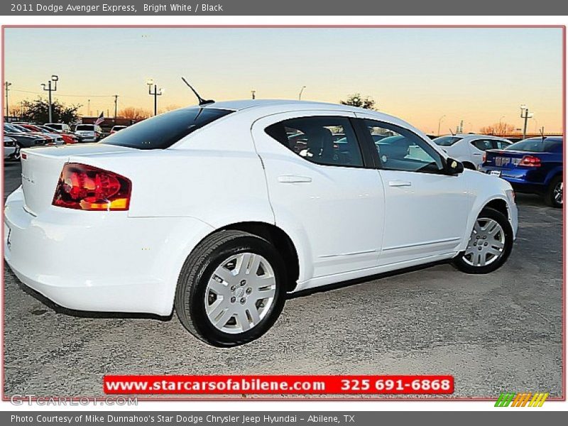 Bright White / Black 2011 Dodge Avenger Express