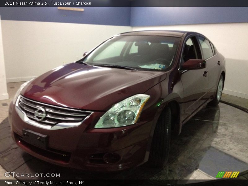 Tuscan Sun / Charcoal 2011 Nissan Altima 2.5