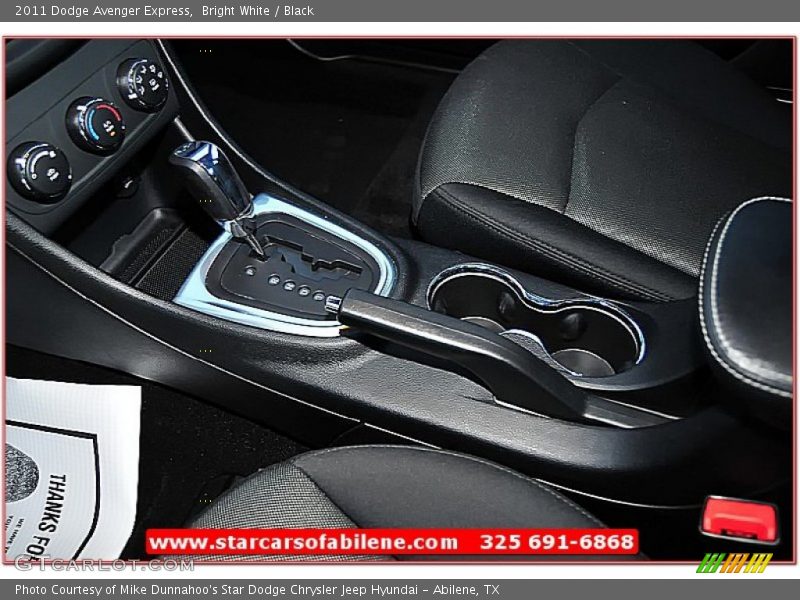 Bright White / Black 2011 Dodge Avenger Express