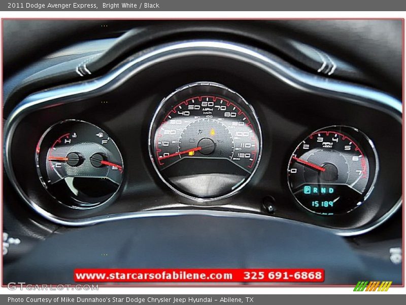 Bright White / Black 2011 Dodge Avenger Express