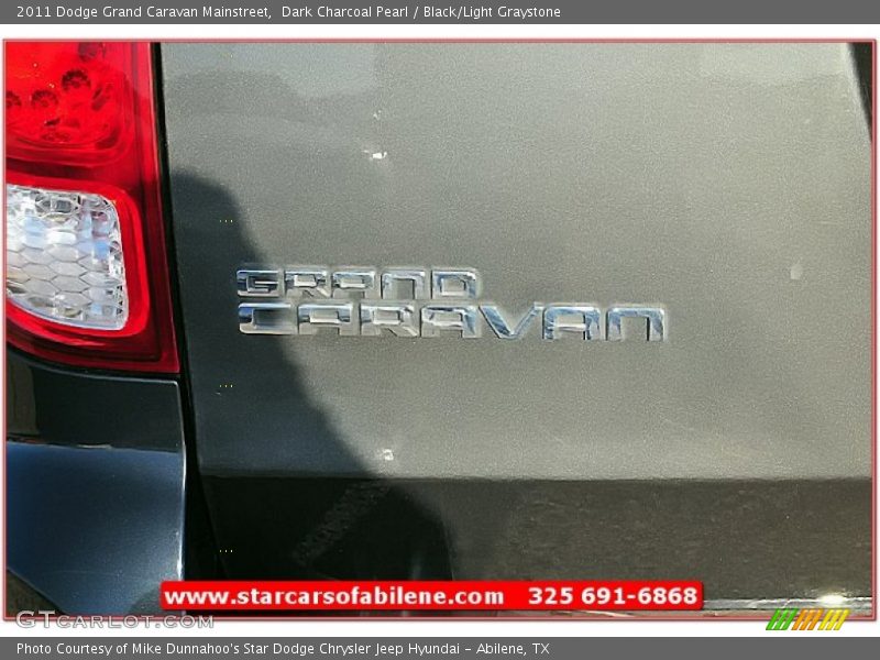 Dark Charcoal Pearl / Black/Light Graystone 2011 Dodge Grand Caravan Mainstreet