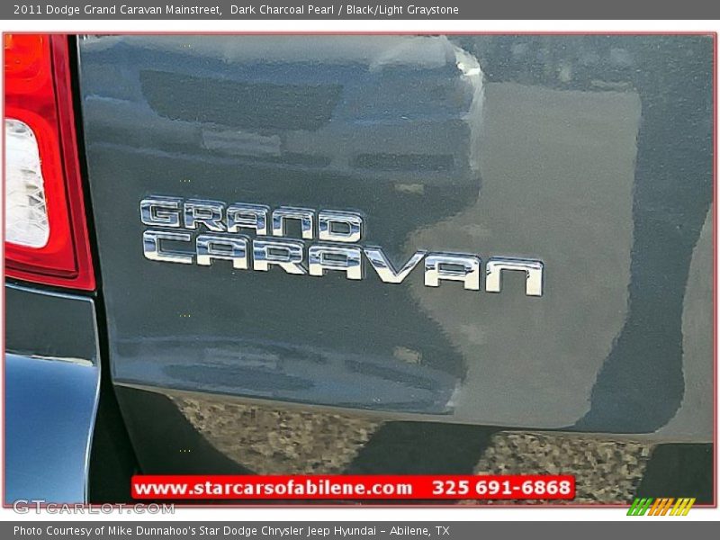 Dark Charcoal Pearl / Black/Light Graystone 2011 Dodge Grand Caravan Mainstreet