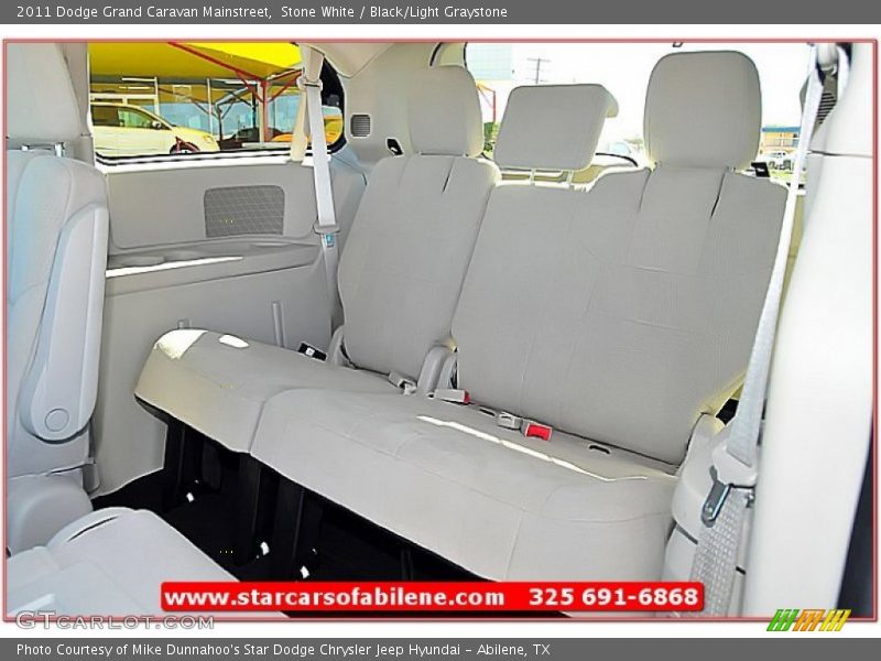 Stone White / Black/Light Graystone 2011 Dodge Grand Caravan Mainstreet