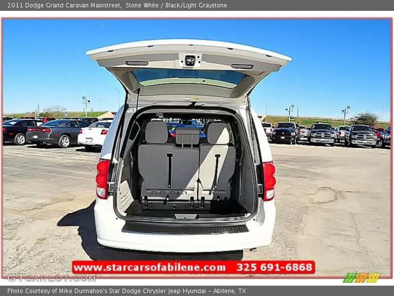 Stone White / Black/Light Graystone 2011 Dodge Grand Caravan Mainstreet