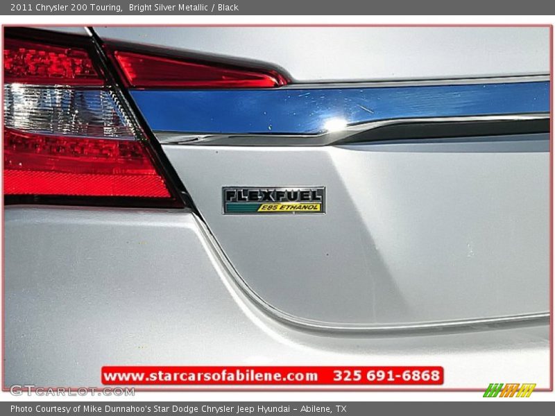 Bright Silver Metallic / Black 2011 Chrysler 200 Touring