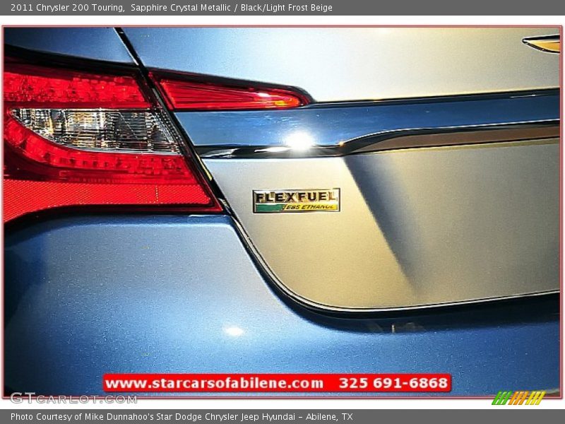 Sapphire Crystal Metallic / Black/Light Frost Beige 2011 Chrysler 200 Touring