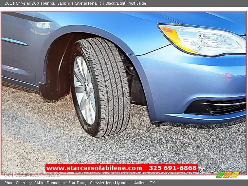 Sapphire Crystal Metallic / Black/Light Frost Beige 2011 Chrysler 200 Touring