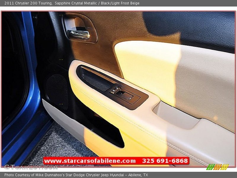 Sapphire Crystal Metallic / Black/Light Frost Beige 2011 Chrysler 200 Touring
