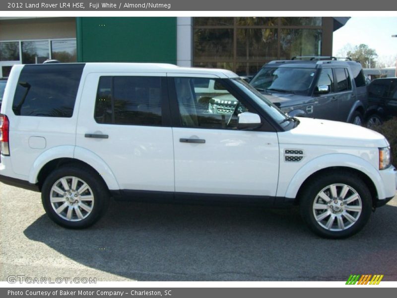 Fuji White / Almond/Nutmeg 2012 Land Rover LR4 HSE