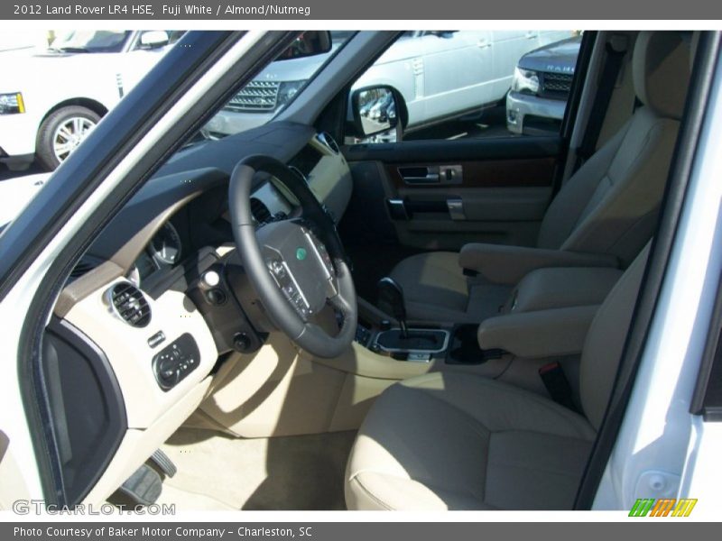 Fuji White / Almond/Nutmeg 2012 Land Rover LR4 HSE