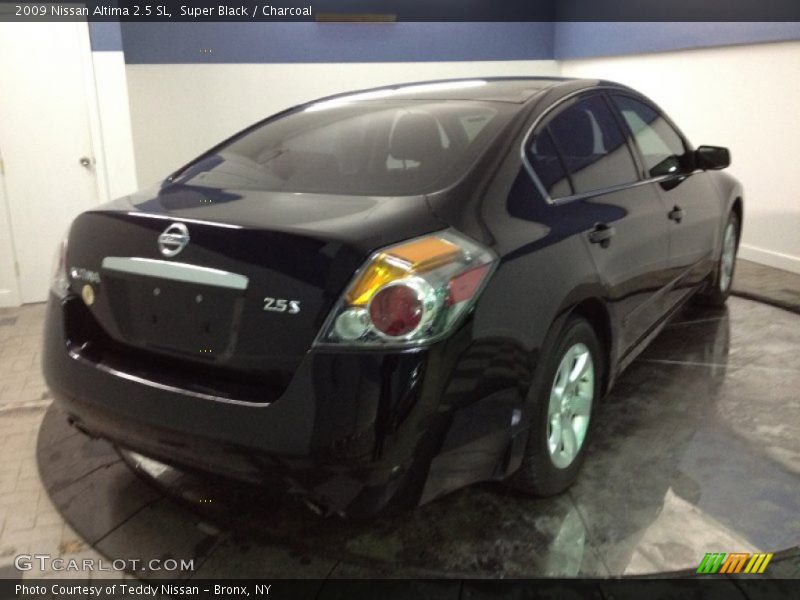 Super Black / Charcoal 2009 Nissan Altima 2.5 SL