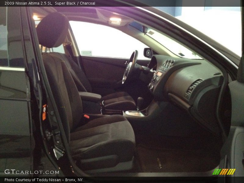 Super Black / Charcoal 2009 Nissan Altima 2.5 SL