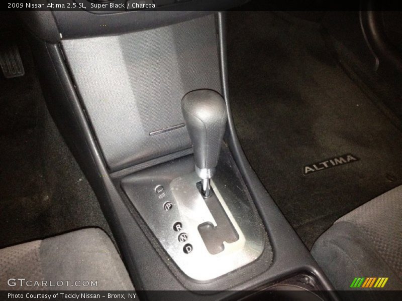 Super Black / Charcoal 2009 Nissan Altima 2.5 SL