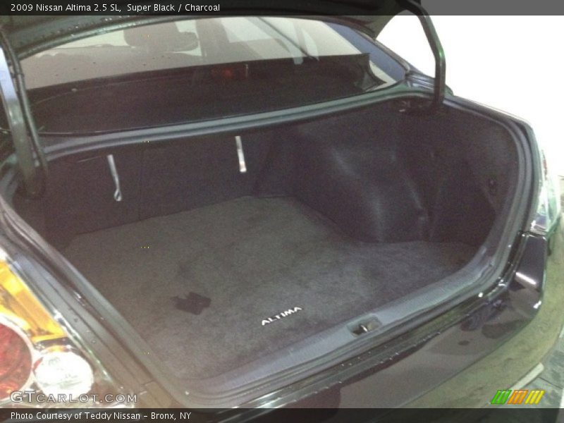 Super Black / Charcoal 2009 Nissan Altima 2.5 SL