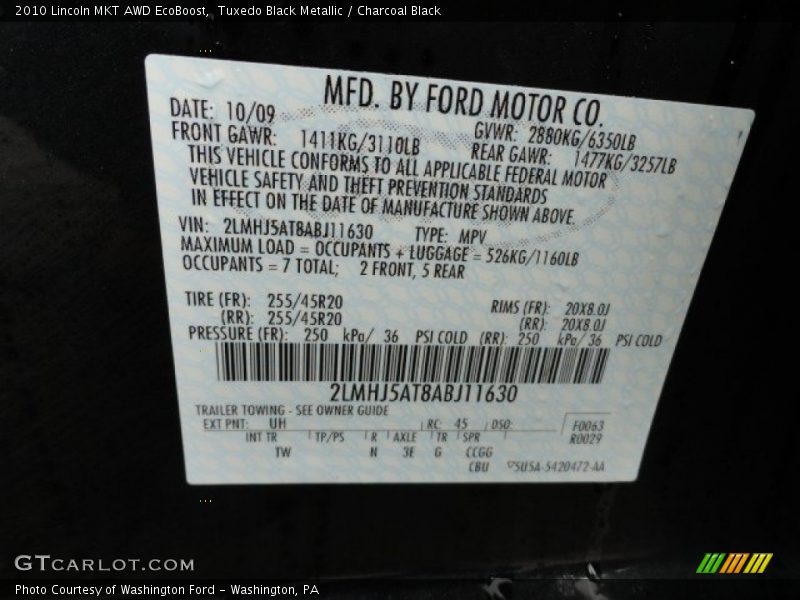 Tuxedo Black Metallic / Charcoal Black 2010 Lincoln MKT AWD EcoBoost