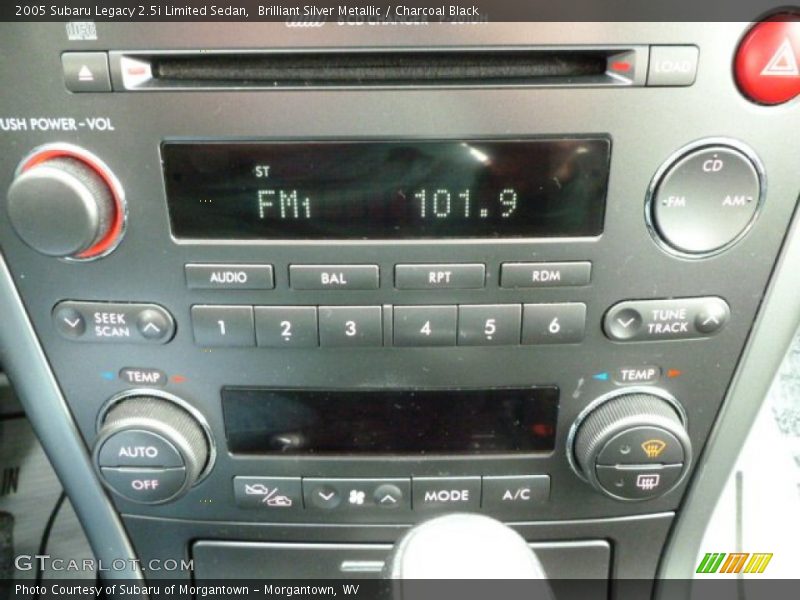 Brilliant Silver Metallic / Charcoal Black 2005 Subaru Legacy 2.5i Limited Sedan