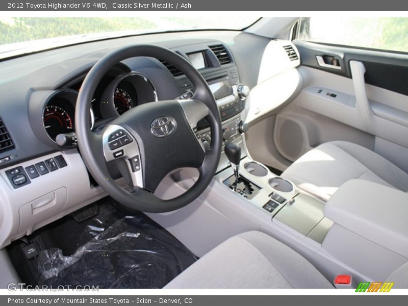 Classic Silver Metallic / Ash 2012 Toyota Highlander V6 4WD