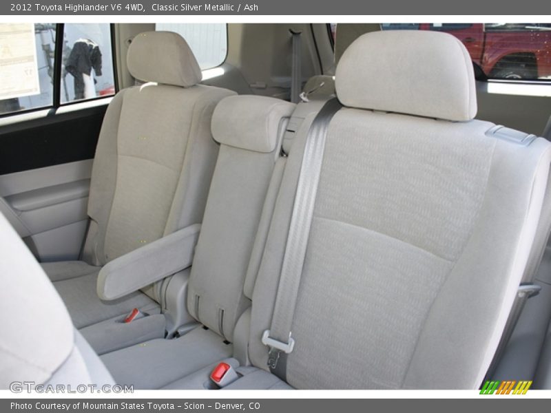 Classic Silver Metallic / Ash 2012 Toyota Highlander V6 4WD