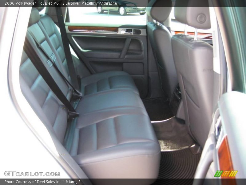 Blue Silver Metallic / Anthracite 2006 Volkswagen Touareg V6