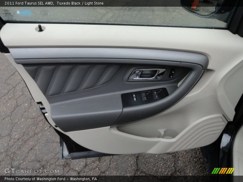 Tuxedo Black / Light Stone 2011 Ford Taurus SEL AWD