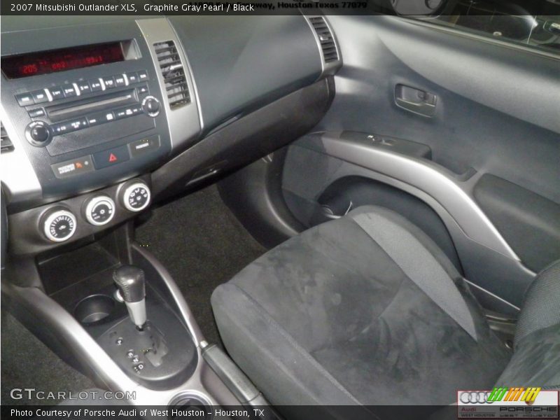 Graphite Gray Pearl / Black 2007 Mitsubishi Outlander XLS