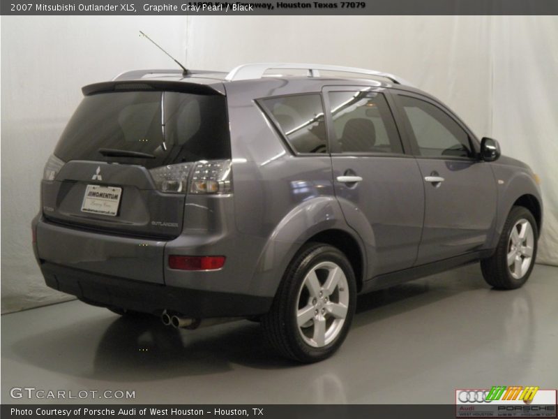Graphite Gray Pearl / Black 2007 Mitsubishi Outlander XLS