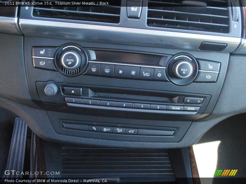 Titanium Silver Metallic / Black 2011 BMW X5 xDrive 35d