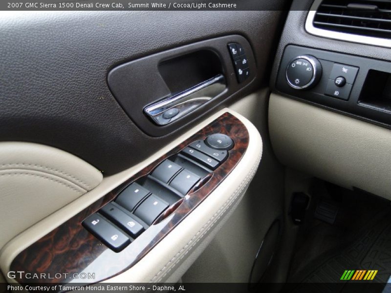 Controls of 2007 Sierra 1500 Denali Crew Cab
