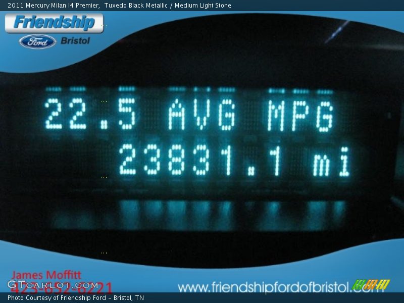 Tuxedo Black Metallic / Medium Light Stone 2011 Mercury Milan I4 Premier