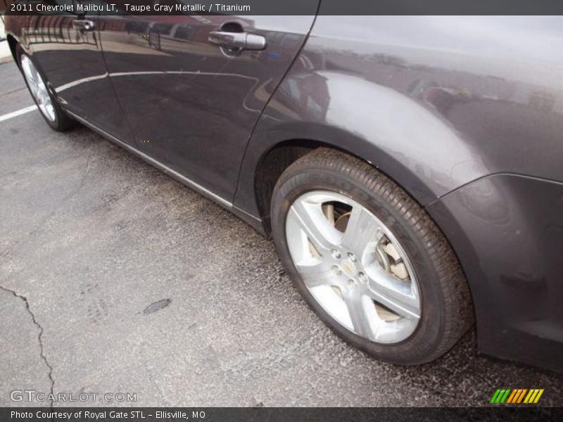 Taupe Gray Metallic / Titanium 2011 Chevrolet Malibu LT