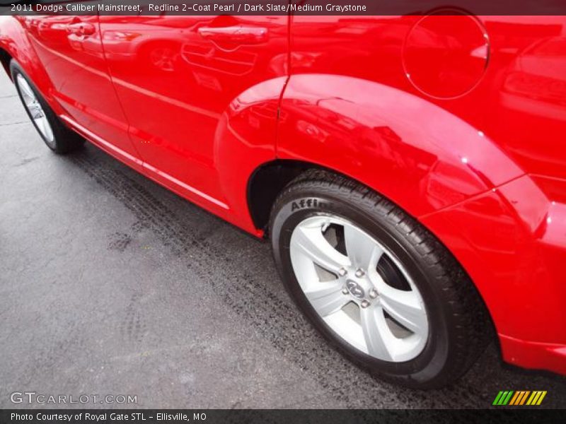 Redline 2-Coat Pearl / Dark Slate/Medium Graystone 2011 Dodge Caliber Mainstreet