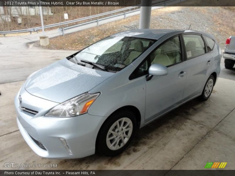 Clear Sky Blue Metallic / Bisque 2012 Toyota Prius v Three Hybrid