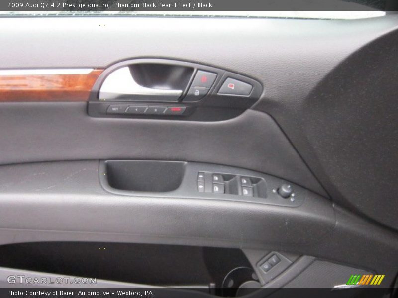 Phantom Black Pearl Effect / Black 2009 Audi Q7 4.2 Prestige quattro