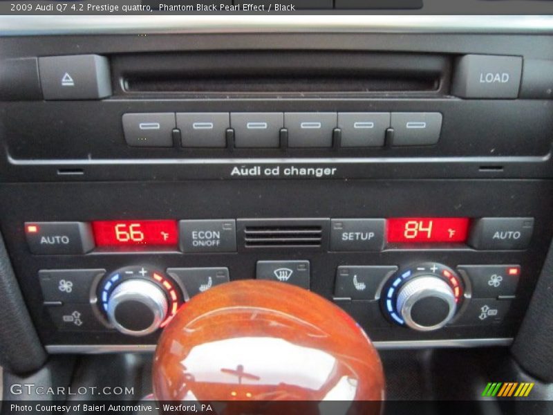 Phantom Black Pearl Effect / Black 2009 Audi Q7 4.2 Prestige quattro
