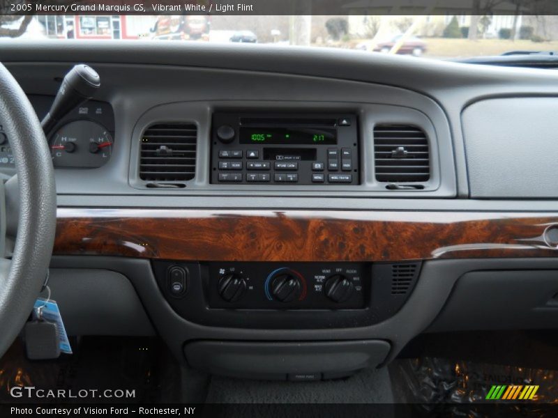 Vibrant White / Light Flint 2005 Mercury Grand Marquis GS