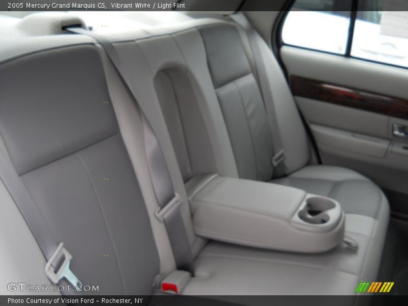 Vibrant White / Light Flint 2005 Mercury Grand Marquis GS
