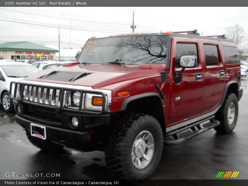 Front 3/4 View of 2005 H2 SUV
