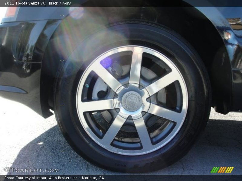 Black / Ivory 2011 Toyota Venza V6