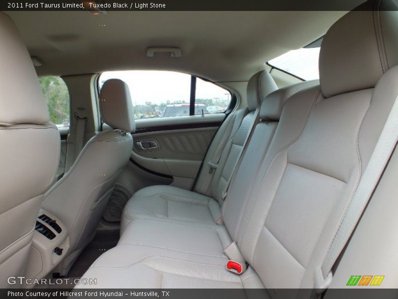 Tuxedo Black / Light Stone 2011 Ford Taurus Limited