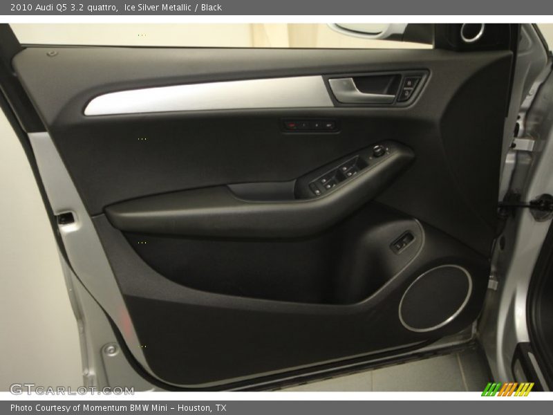Ice Silver Metallic / Black 2010 Audi Q5 3.2 quattro