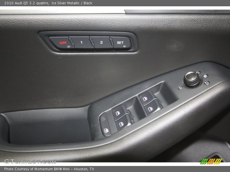 Ice Silver Metallic / Black 2010 Audi Q5 3.2 quattro