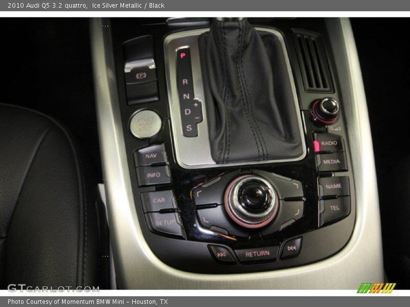Ice Silver Metallic / Black 2010 Audi Q5 3.2 quattro