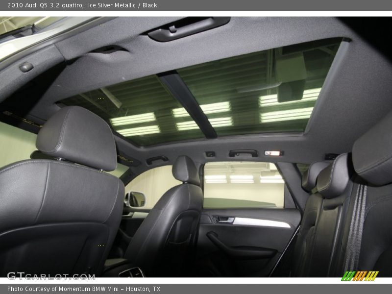 Ice Silver Metallic / Black 2010 Audi Q5 3.2 quattro