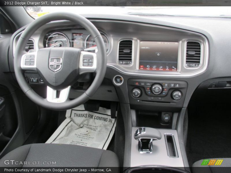 Bright White / Black 2012 Dodge Charger SXT