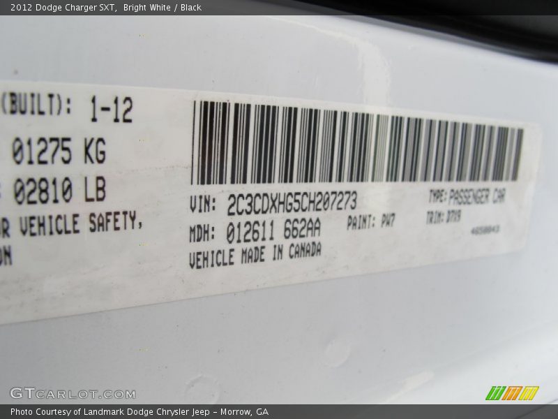 Bright White / Black 2012 Dodge Charger SXT