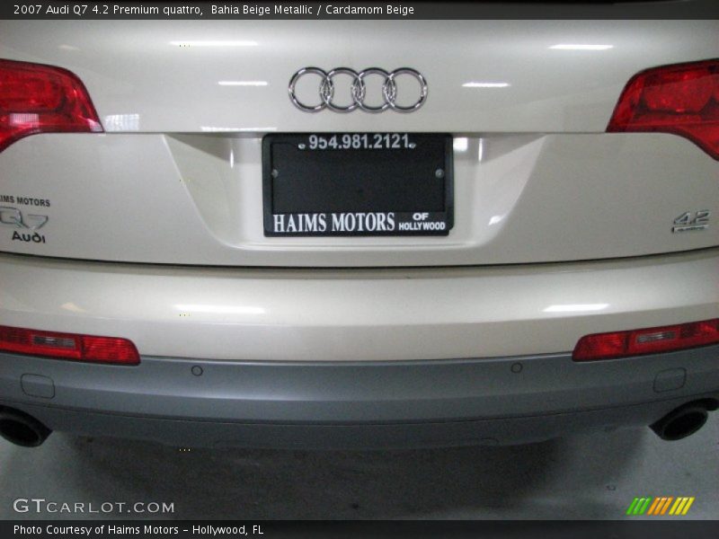 Bahia Beige Metallic / Cardamom Beige 2007 Audi Q7 4.2 Premium quattro