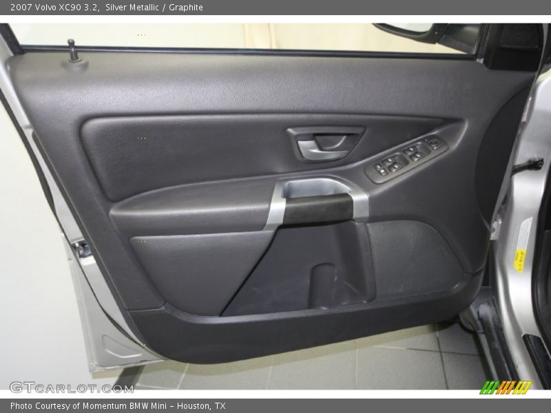 Silver Metallic / Graphite 2007 Volvo XC90 3.2