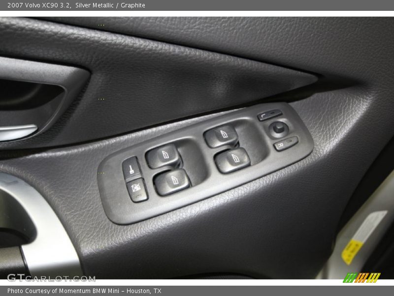 Silver Metallic / Graphite 2007 Volvo XC90 3.2