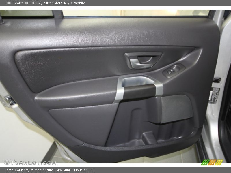 Silver Metallic / Graphite 2007 Volvo XC90 3.2