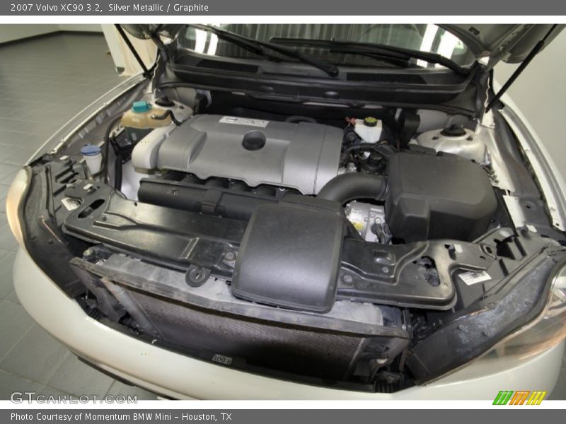 Silver Metallic / Graphite 2007 Volvo XC90 3.2